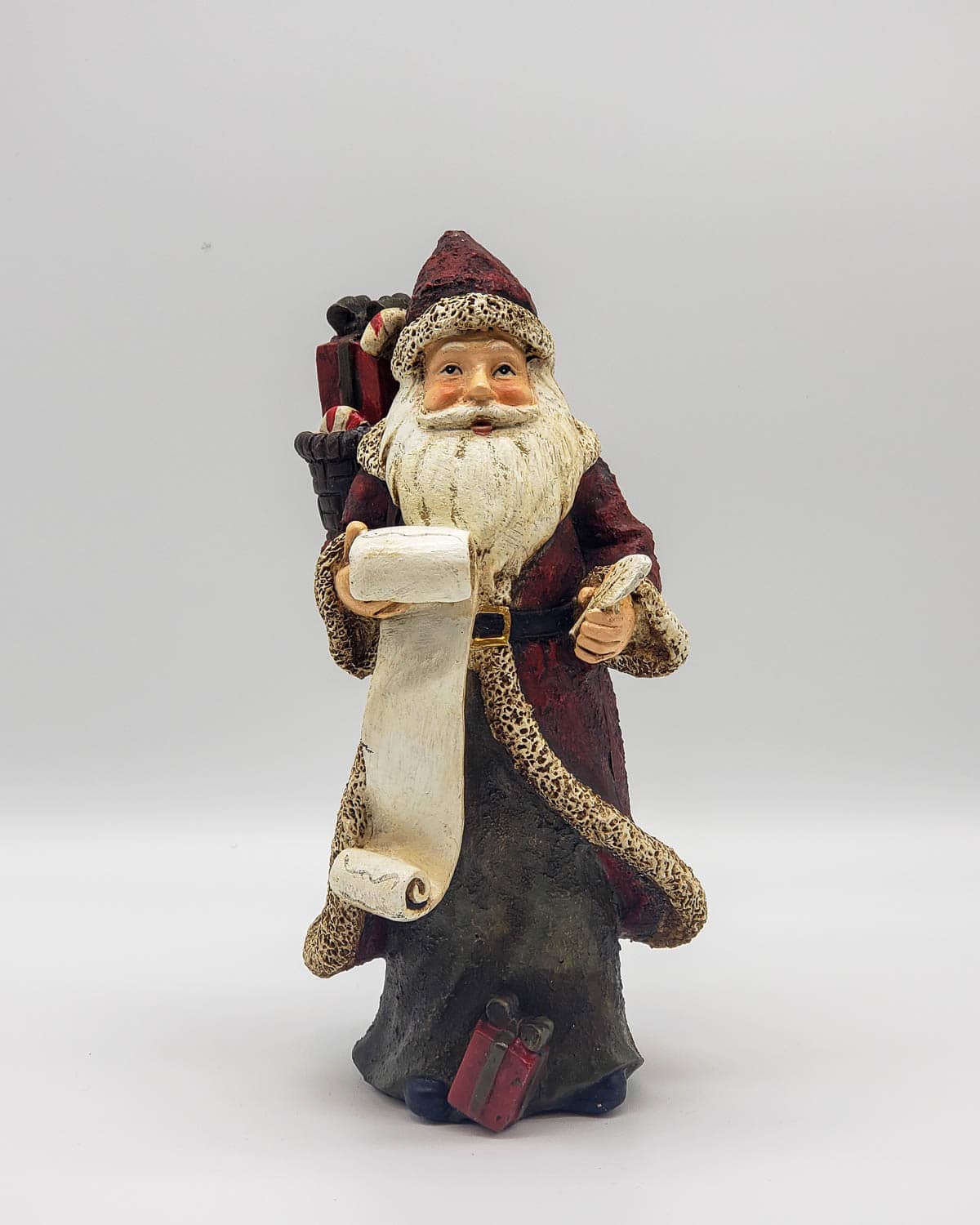 Santa Gift Giving Christmas Decor