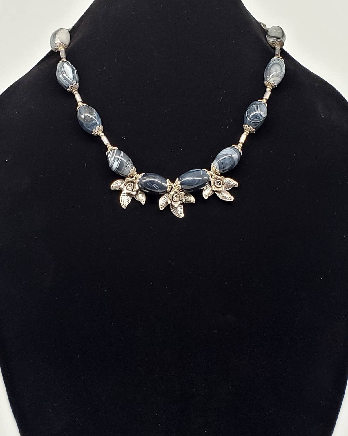 Natural Agate Gemstone Necklace