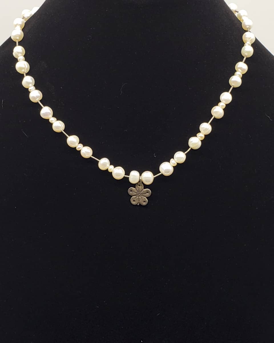 Natural Pearl Studded Floral Necklace