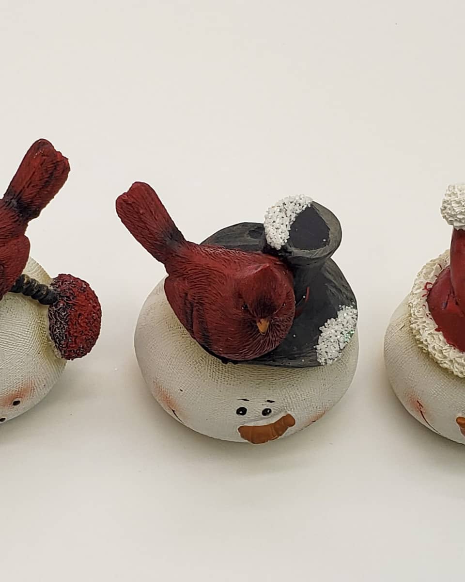Snowman Head & Red Cardinal Christmas Decoration - Image 4